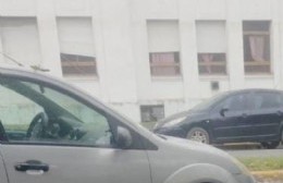 7 y 76: Agarró un pozo y se le salió la rueda